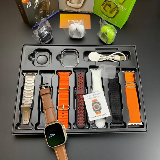 7 in 1 Ultra Smart Watch 49mm Full HD Screen Wireless Charging